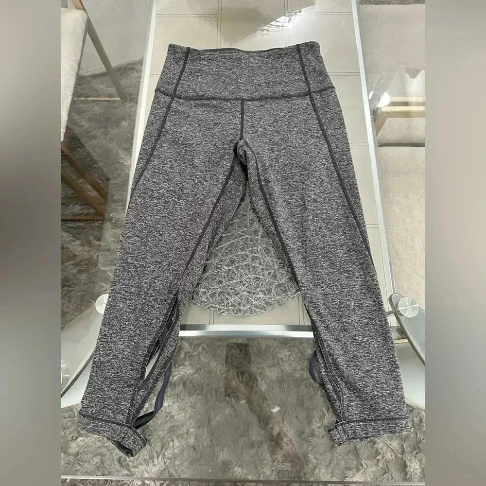 Zella Capri leggings size S